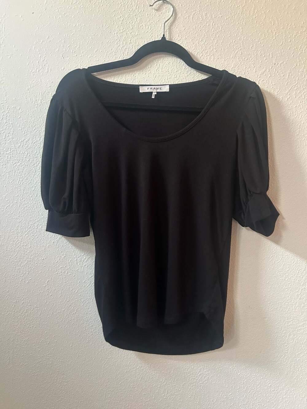 Frame Women's Black Puff Sleeve Scoop Neck Top